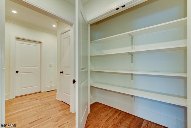 2087 Dogwood Dr, Scotch Plains Twp., NJ 07076