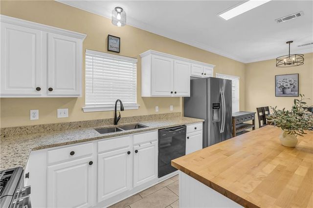 29882 St Helen Street, Daphne, AL 36526