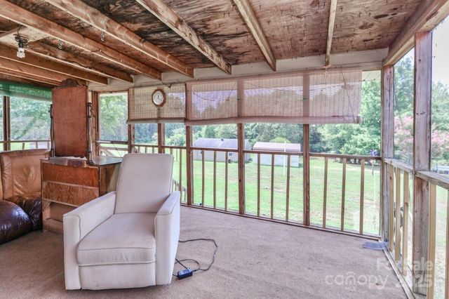 385 Deerchase Circle, Statesville, NC 28625