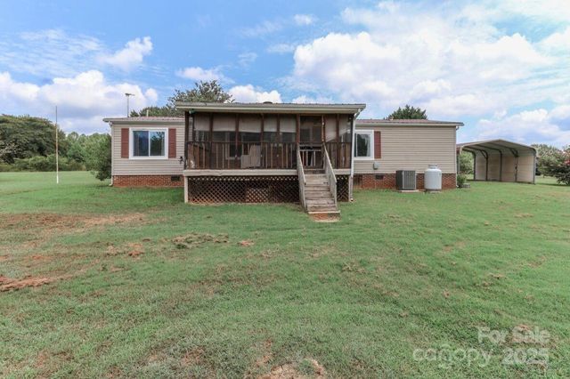 385 Deerchase Circle, Statesville, NC 28625