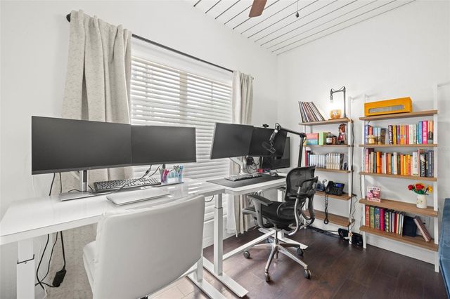 2410 W AZEELE STREET 214, Tampa, FL 33609