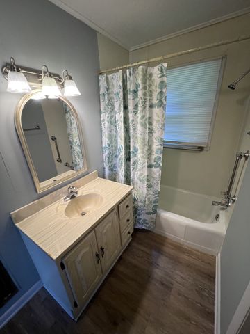 208 Lillian St, Winchester, TN 37398