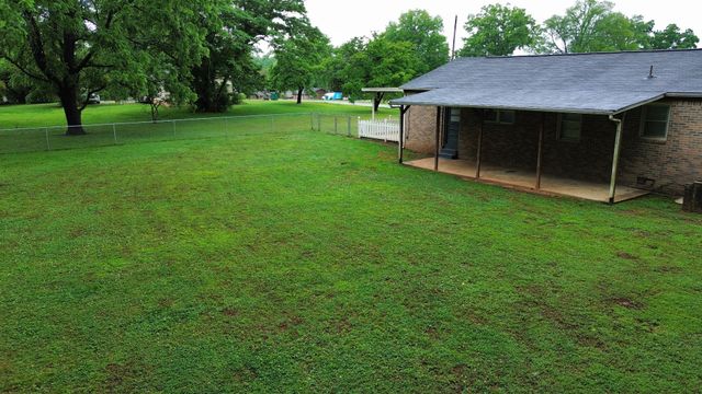 208 Lillian St, Winchester, TN 37398