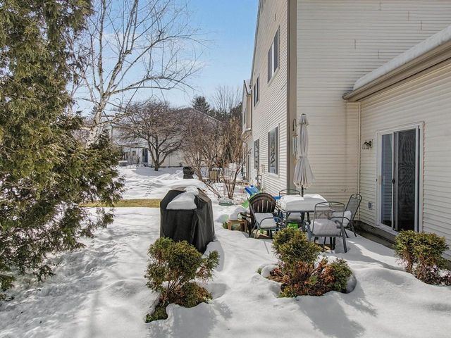 66 Starbird Rd Unit E, Jericho, VT 05465