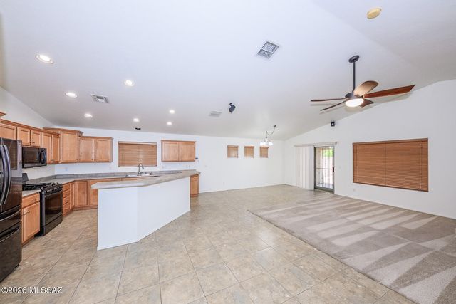 10433 E Ravenswood Street, Tucson, AZ 85747