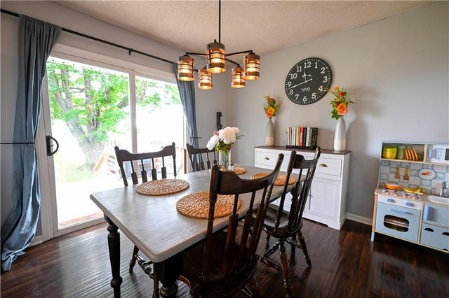 1212 Piccadilly Street, Blue Springs, MO 64014