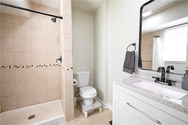 1212 Piccadilly Street, Blue Springs, MO 64014