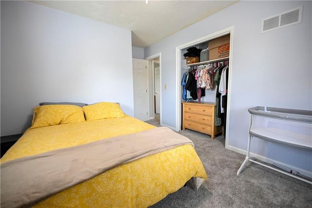 1212 Piccadilly Street, Blue Springs, MO 64014