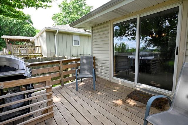 1212 Piccadilly Street, Blue Springs, MO 64014