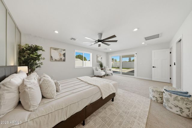 8448 E CAMBRIDGE Avenue, Scottsdale, AZ 85257