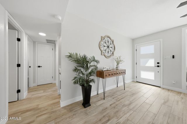 8448 E CAMBRIDGE Avenue, Scottsdale, AZ 85257