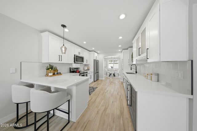 8448 E CAMBRIDGE Avenue, Scottsdale, AZ 85257