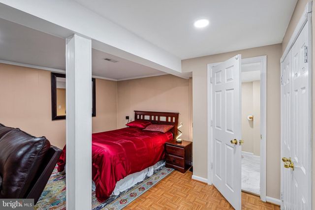 5425 GOVERNOR YEARDLEY DR, Fairfax, VA 22032