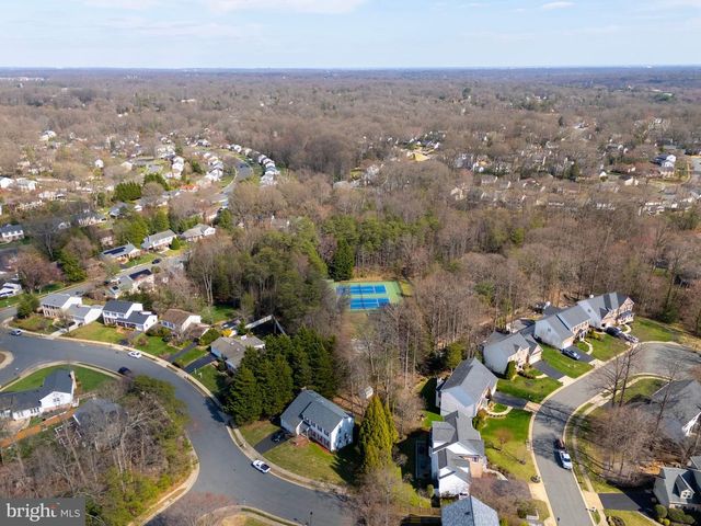 5425 GOVERNOR YEARDLEY DR, Fairfax, VA 22032