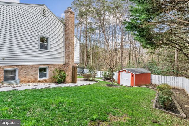 5425 GOVERNOR YEARDLEY DR, Fairfax, VA 22032