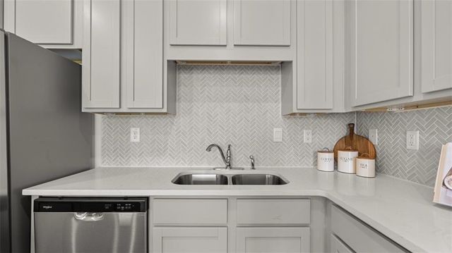 123 Kenmore Circle, Perry, GA 31069