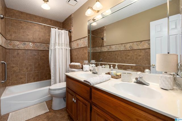 1990 RUSSET HILL LANE, Hoover, AL 35244