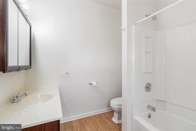 302 JUNIATA ST, Dauphin, PA 17018