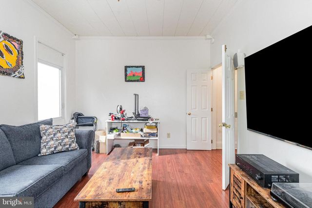 302 JUNIATA ST, Dauphin, PA 17018