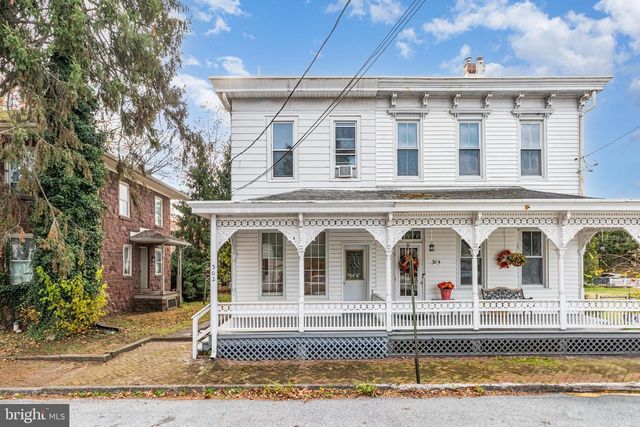 302 JUNIATA ST, Dauphin, PA 17018