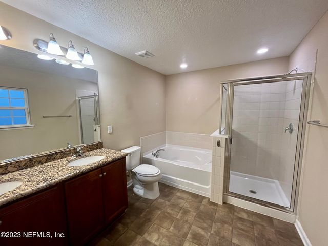 3168 ANGORA BAY Drive, Middleburg, FL 32068