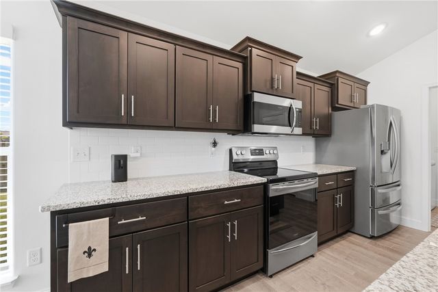 2307 Parnell Street, Pea Ridge, AR 72751
