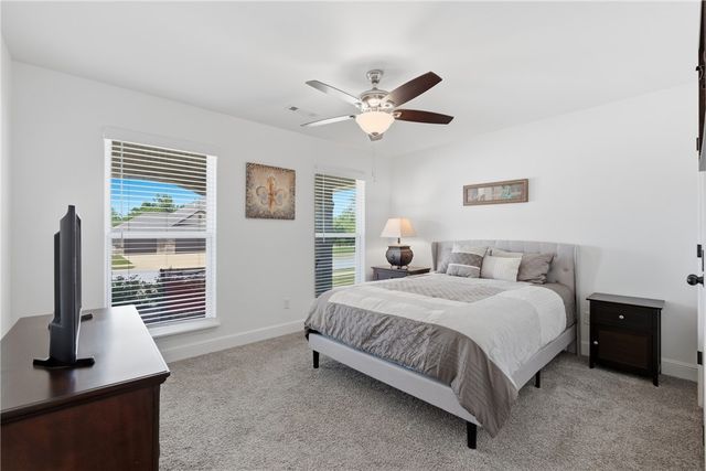 2307 Parnell Street, Pea Ridge, AR 72751