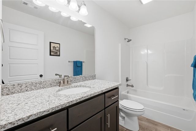 2307 Parnell Street, Pea Ridge, AR 72751