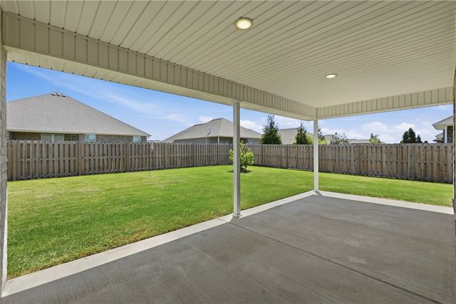 2307 Parnell Street, Pea Ridge, AR 72751