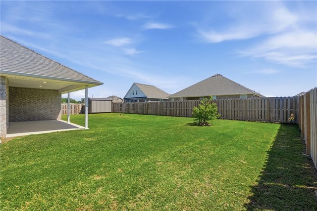 2307 Parnell Street, Pea Ridge, AR 72751
