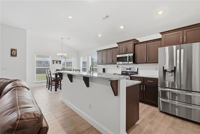 2307 Parnell Street, Pea Ridge, AR 72751