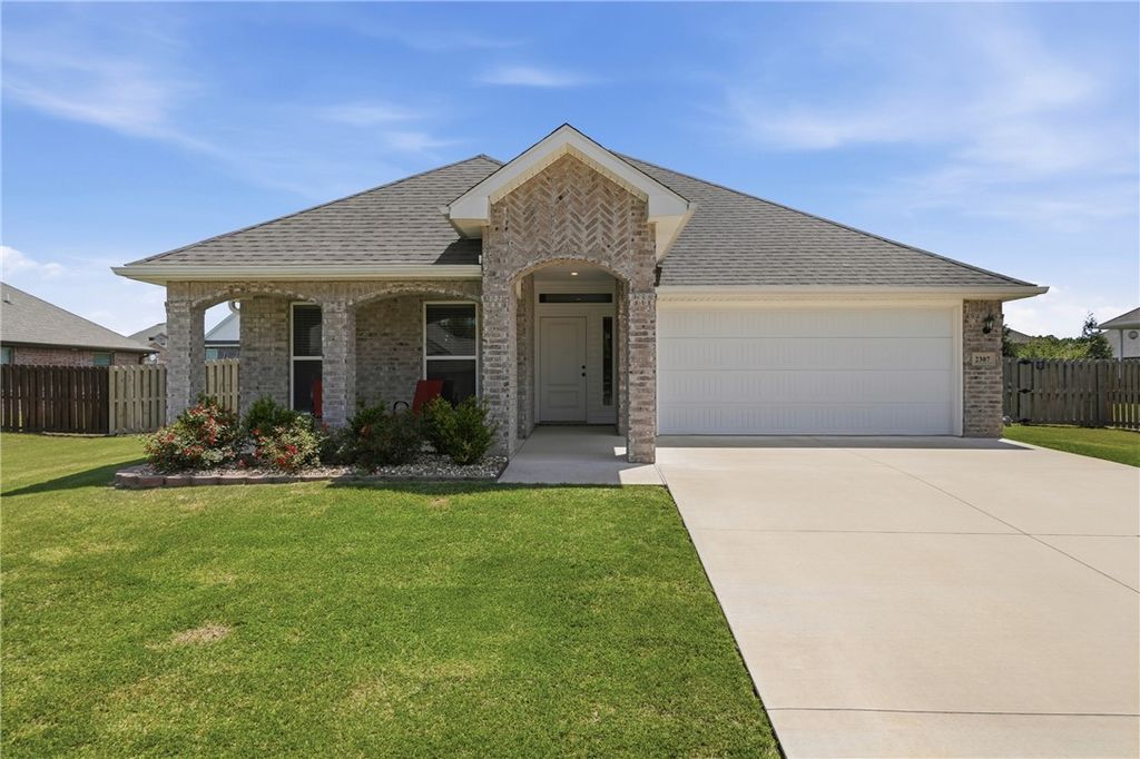 2307 Parnell Street, Pea Ridge, AR 72751