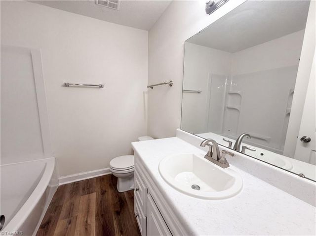 1311 Meadowview Road B, Greensboro, NC 27403