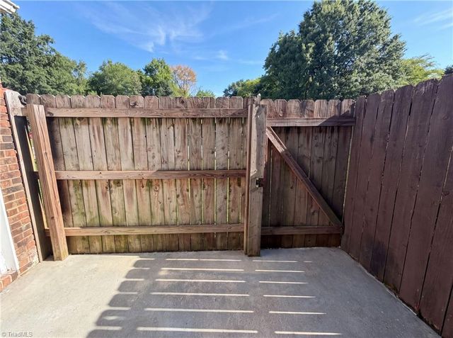 1311 Meadowview Road B, Greensboro, NC 27403