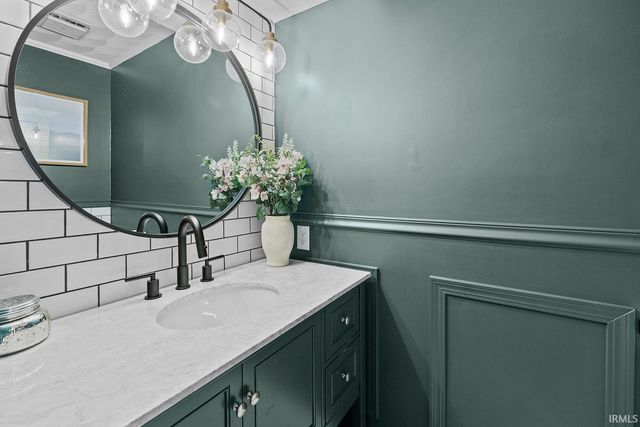 52 Eagle Crest Court, West Lafayette, IN 47906