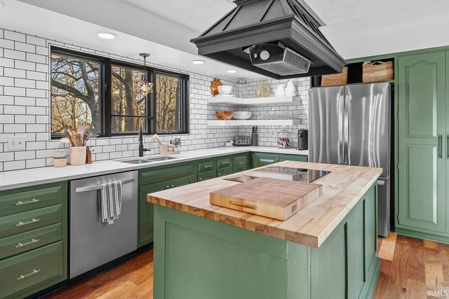 52 Eagle Crest Court, West Lafayette, IN 47906