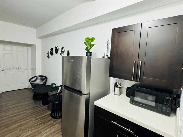 1520 SW 22nd Avenue, Miami, FL 33145