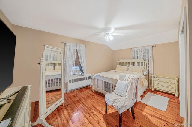 180 25th Street, Copiague, NY 11726