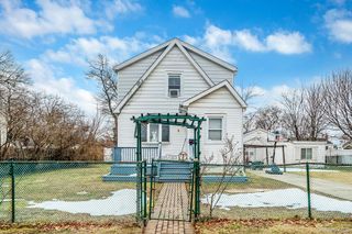 180 25th Street, Copiague, NY 11726