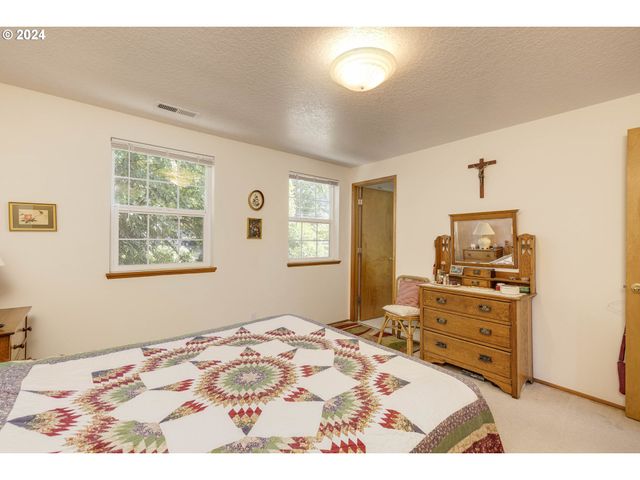 515 Se PALMER Ln, Dayton, OR 97114