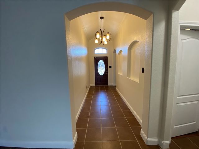 602 Gemstone Trail, Arlington, TX 76002