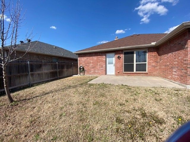 602 Gemstone Trail, Arlington, TX 76002