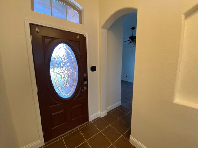 602 Gemstone Trail, Arlington, TX 76002