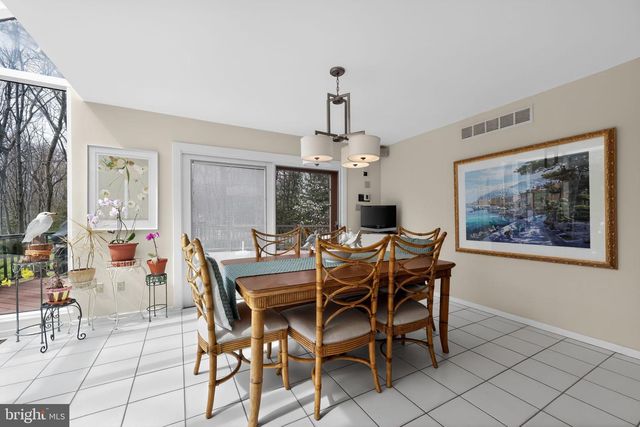 43 SOUTHWOOD DR, Cherry Hill, NJ 08003