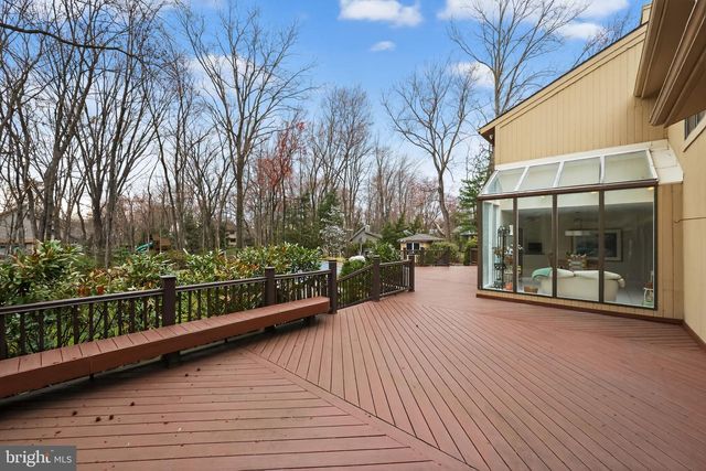 43 SOUTHWOOD DR, Cherry Hill, NJ 08003