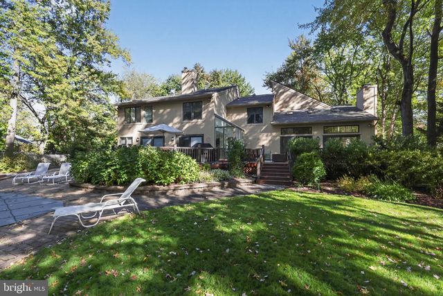 43 SOUTHWOOD DR, Cherry Hill, NJ 08003