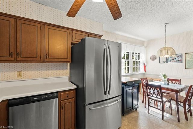 1620 Lazy Lane, High Point, NC 27265