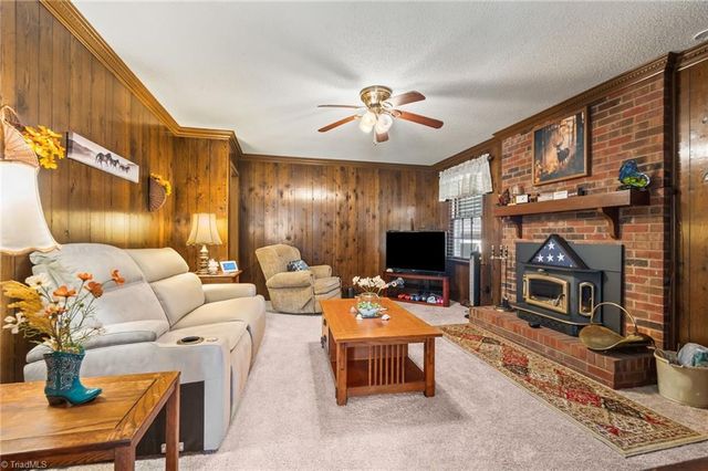 1620 Lazy Lane, High Point, NC 27265