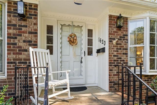 1620 Lazy Lane, High Point, NC 27265
