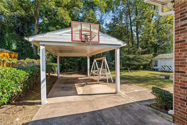 1620 Lazy Lane, High Point, NC 27265